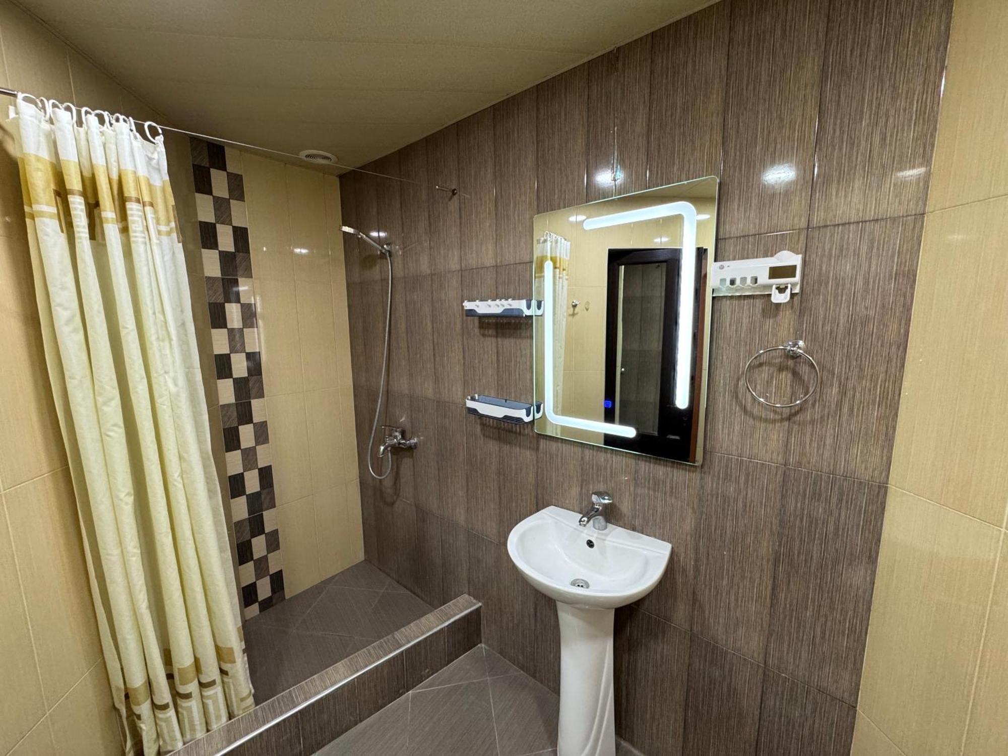 Apartments on Paronyan 15 Yerevan Bagian luar foto